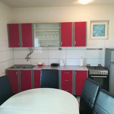 Guest house Tara's Place 3*