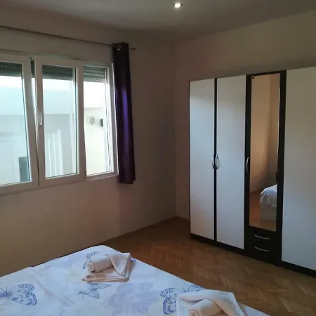Tara's Place 3* Zadar